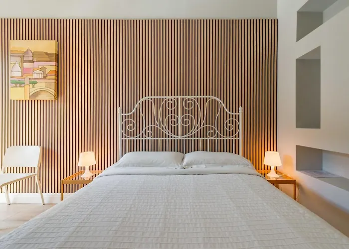 Un Attimo A Bed & Breakfast