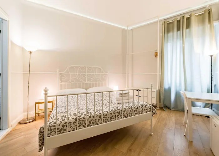 Un Attimo A 4*